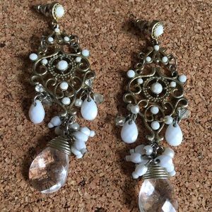 Elegant chandelier earrings